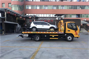 八步附近汽车拖车电话